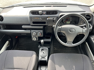 TOYOTA PROBOX 2017