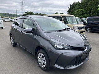 TOYOTA VITZ 2016