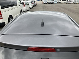 TOYOTA VITZ 2016