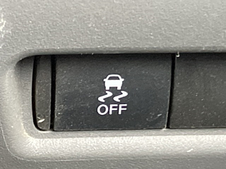 NISSAN NV200 2020