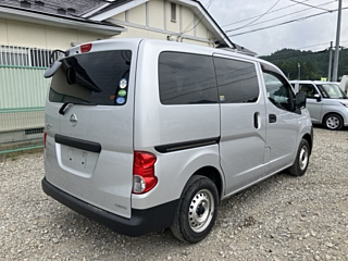 NISSAN NV200 2020