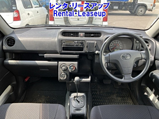 TOYOTA PROBOX 2017