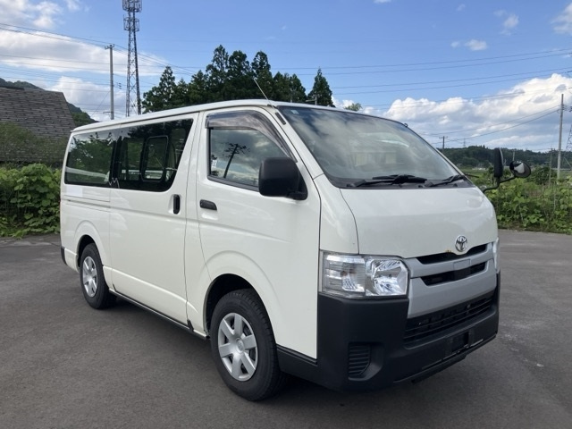 TOYOTA REGIUS ACE VAN 2018