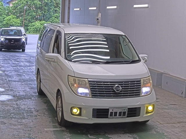 NISSAN ELGRAND 2008