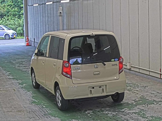 HONDA LIFE 2010