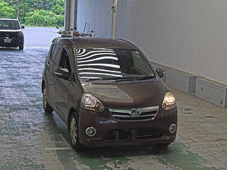 DAIHATSU MIRA E S 2012
