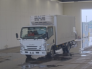 ISUZU ELF 2020