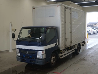 MITSUBISHI CANTER 2015