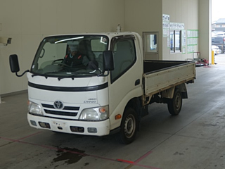 TOYOTA DYNA 2009