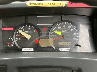 ISUZU ELF 2008