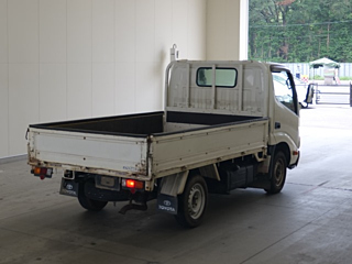 TOYOTA DYNA 2009