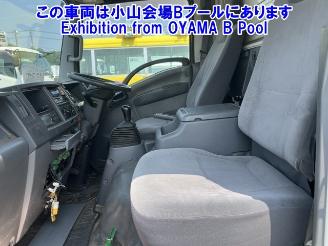 NISSAN CONDOR 2012