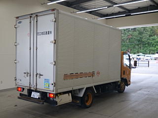 ISUZU ELF 2008