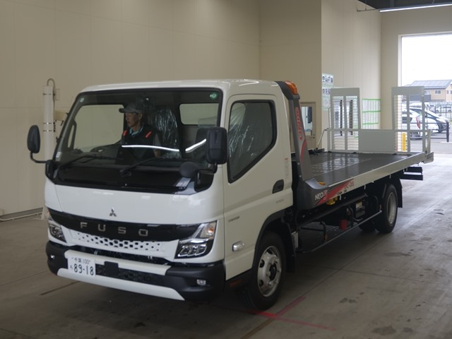 MITSUBISHI CANTER 2025