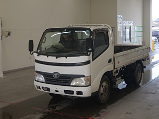 TOYOTA DYNA 2009