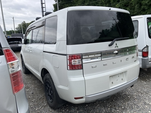 MITSUBISHI DELICA D5 2014