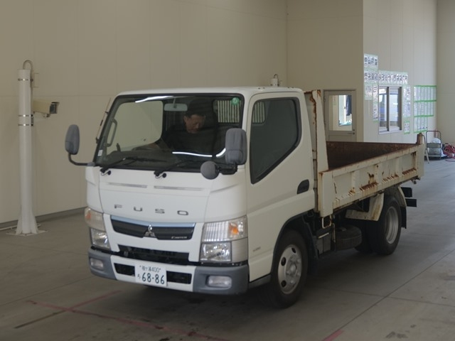 MITSUBISHI CANTER 2016