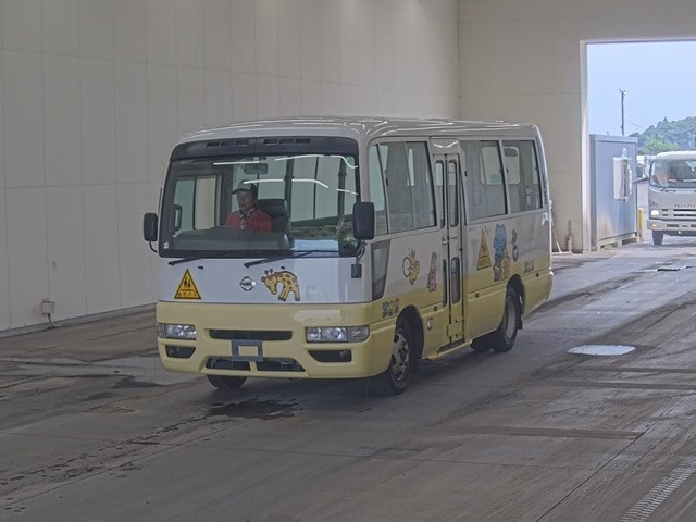 NISSAN CIVILIAN 2009