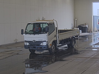 HINO DUTRO 2018