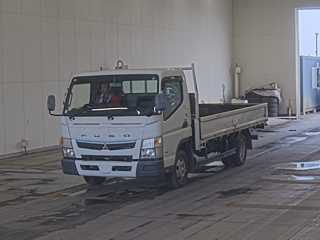 MITSUBISHI CANTER 2018
