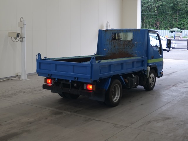 NISSAN UD SERIES 2013