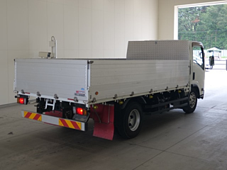 ISUZU ELF 2011