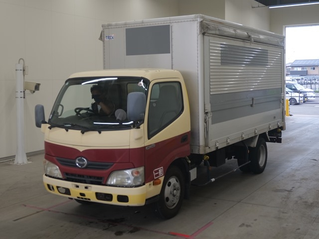 HINO DUTRO 2012