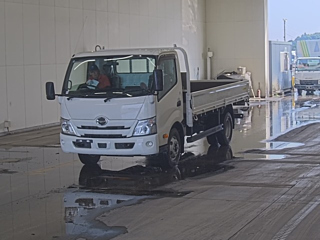 HINO DUTRO 2022