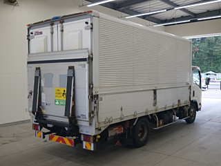 ISUZU ELF 2011