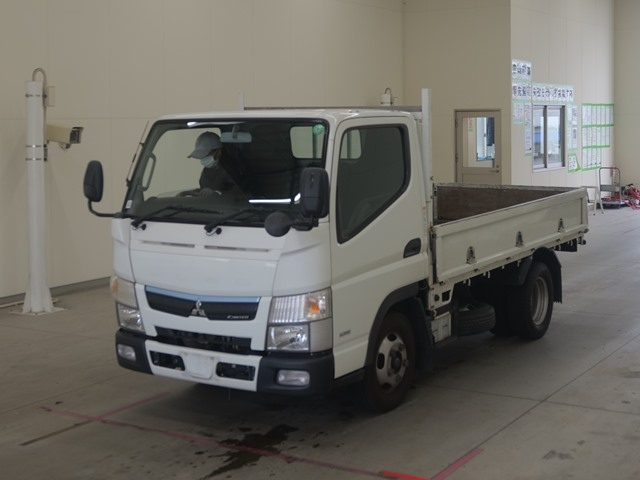 MITSUBISHI CANTER 2016