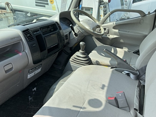 TOYOTA DYNA 2010
