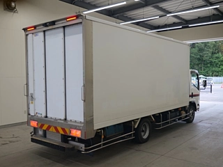 ISUZU ELF 2019