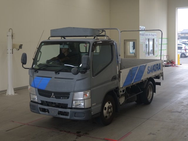 MITSUBISHI CANTER 2011