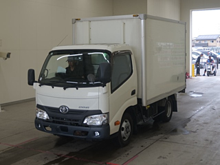 TOYOTA DYNA 2017