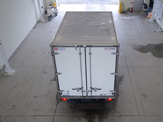 TOYOTA DYNA 2017