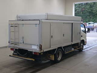TOYOTA DYNA 2013