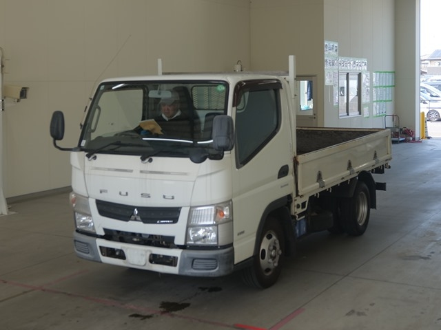 MITSUBISHI CANTER 2011