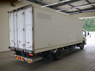 MITSUBISHI CANTER 2016