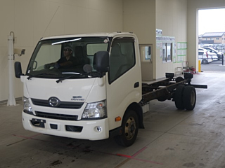HINO DUTRO 2018