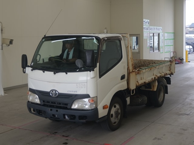 TOYOTA DYNA 2012