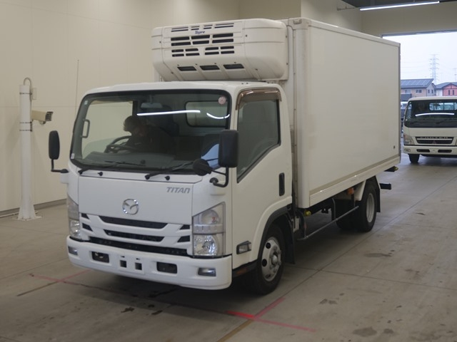 MAZDA TITAN 2015