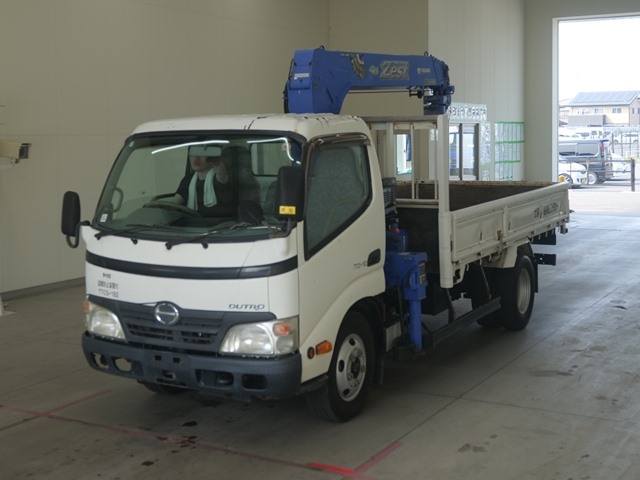 HINO DUTRO 2011