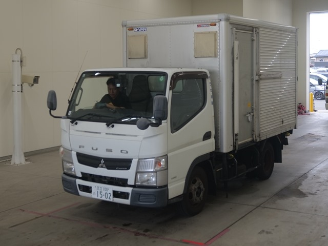 MITSUBISHI CANTER 2015