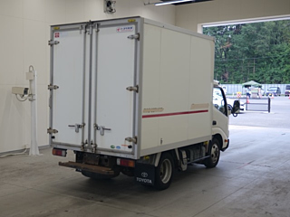 TOYOTA DYNA 2017