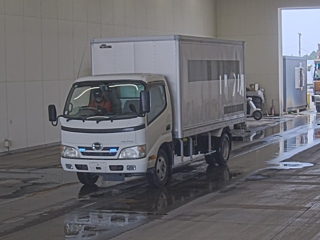 HINO DUTRO 2011