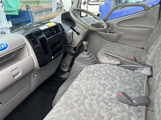HINO DUTRO 2010