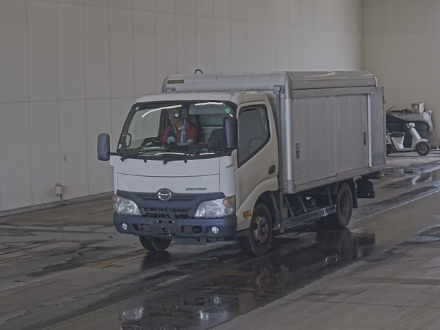 HINO DUTRO 2013