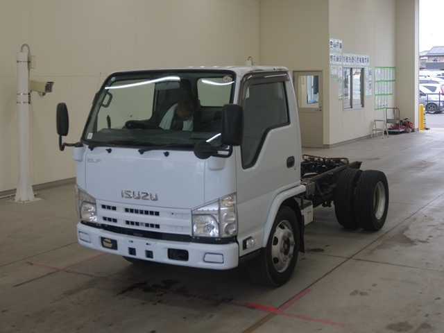 ISUZU ELF 2011