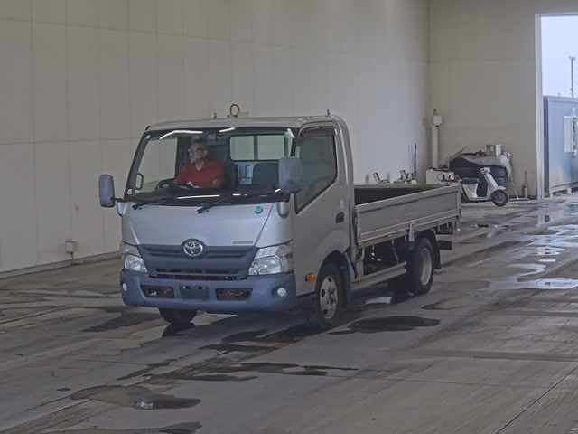 TOYOTA DYNA 2014