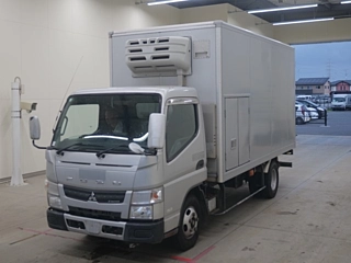 MITSUBISHI CANTER 2013